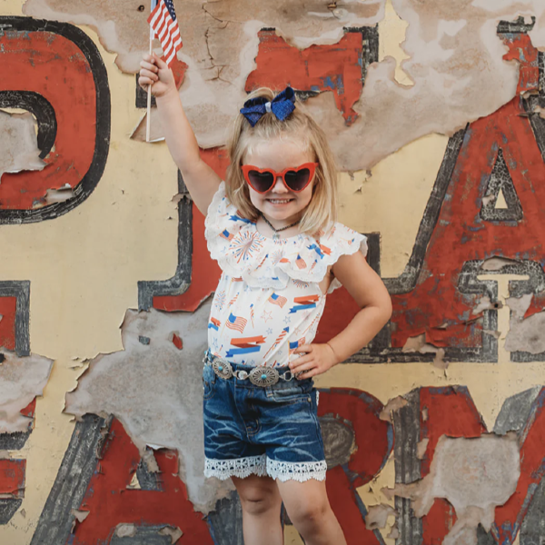 White Lace Patriotic Onesie, Size 0-2T (Sold pack of 8)