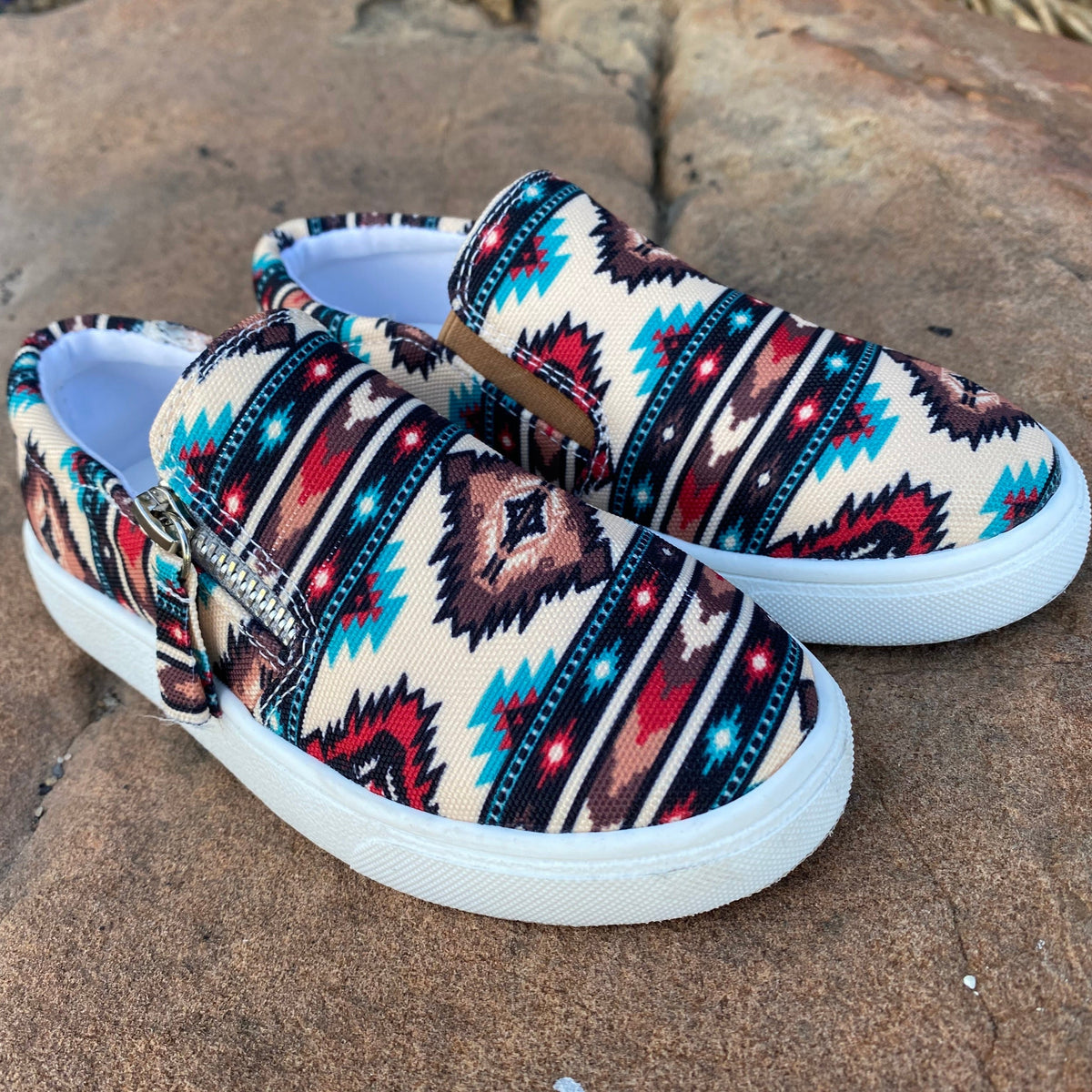 Aztec Western Sneaker (Sold pack of 9)